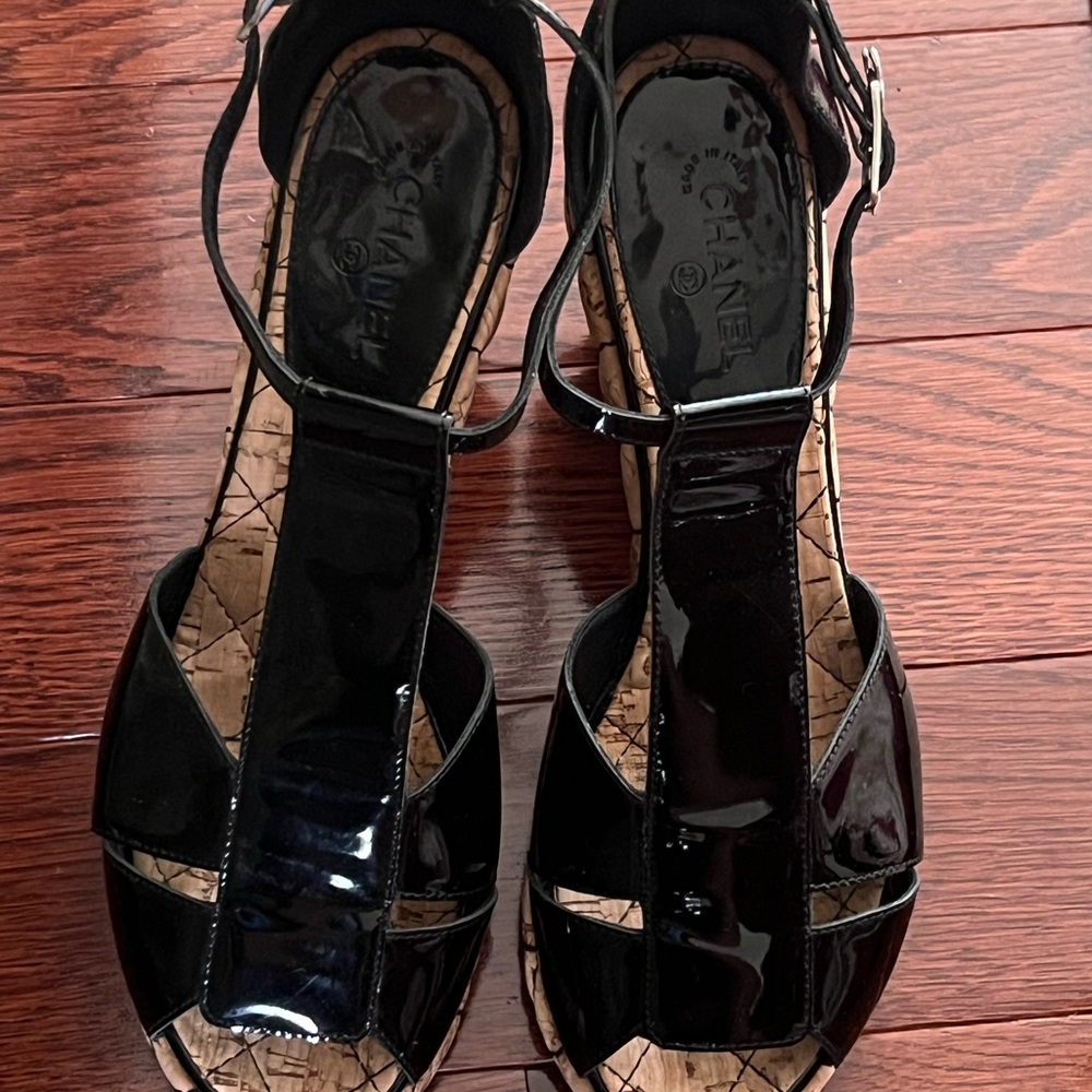 CHANEL Black Patent Leather Wedges